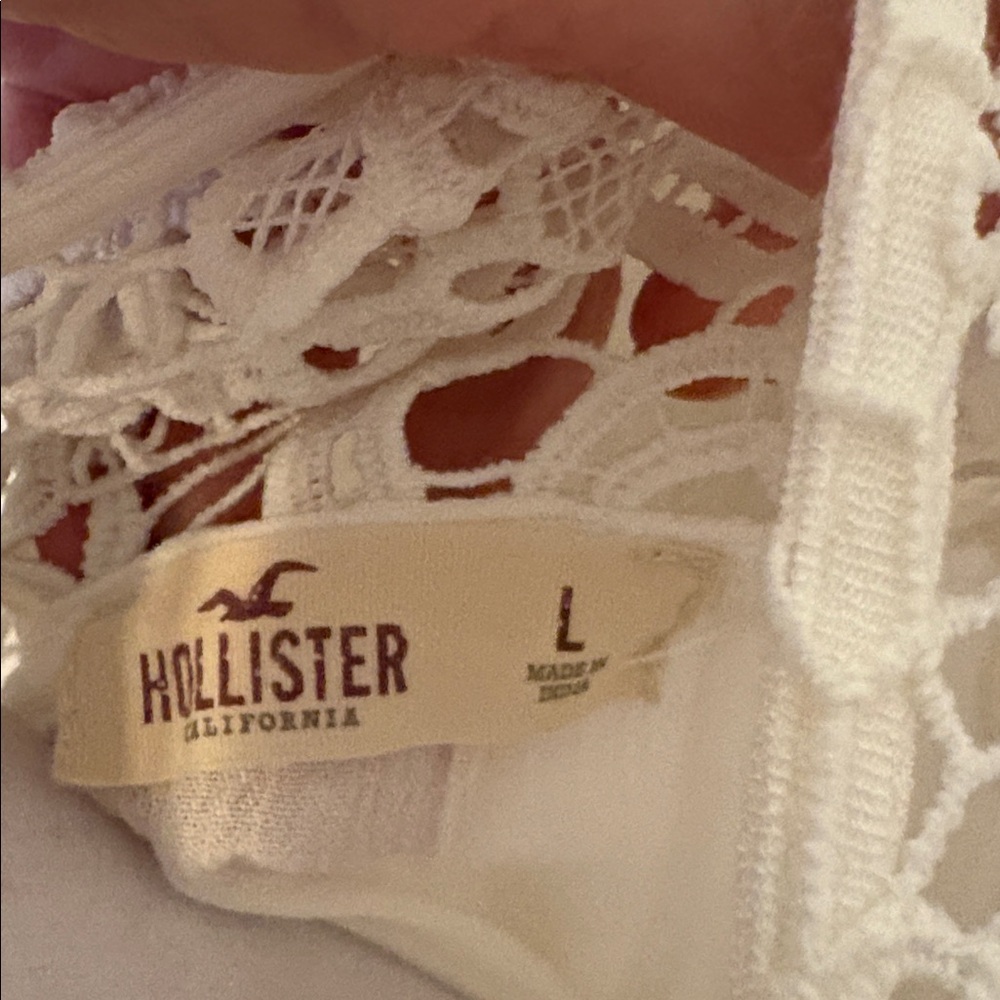 Hollister White Lace Top, Size Large‎ - Picture 2 of 10
